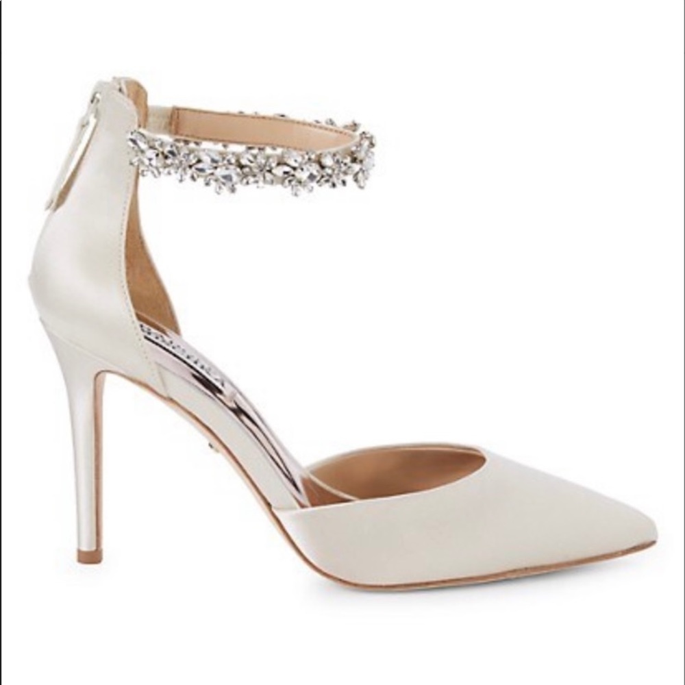 Badgley Mischka Ivory Heel - New